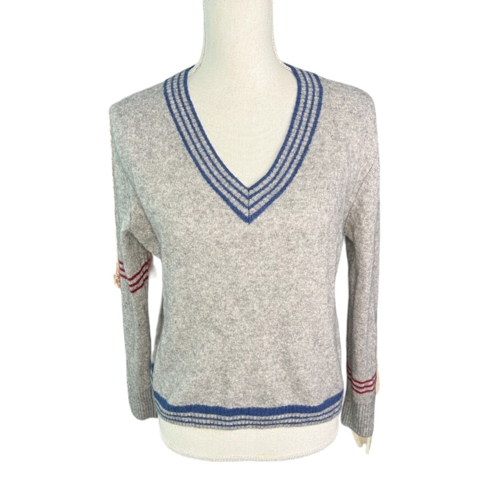 QI Cashmere gray preppy Sweater